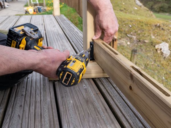 Deck Railing Repair