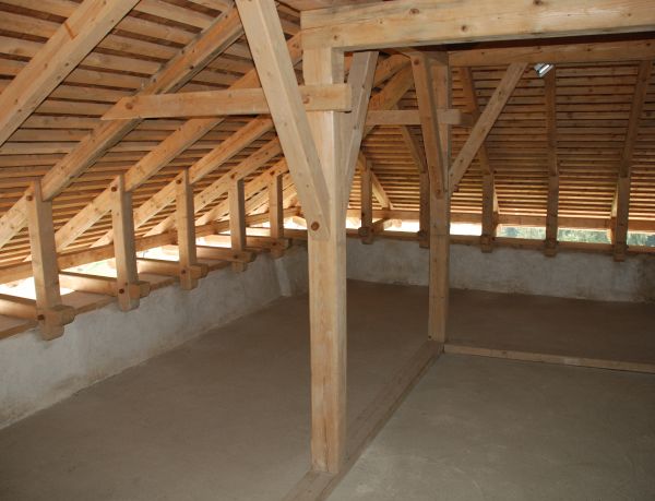 Wooden Support Column Repair